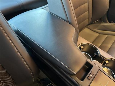 صورة مصغرة 14 لـ 2021 Lexus IS