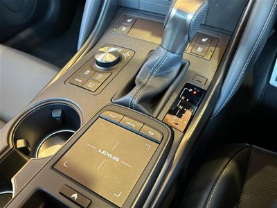 صورة مصغرة 13 لـ 2021 Lexus IS