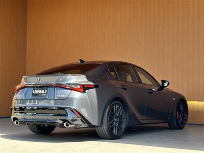 صورة مصغرة 39 لـ 2021 Lexus IS
