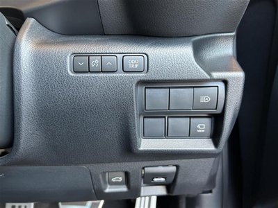 صورة مصغرة 17 لـ 2021 Lexus IS
