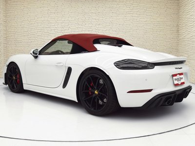 PORSCHE 718 SPYDER - 2