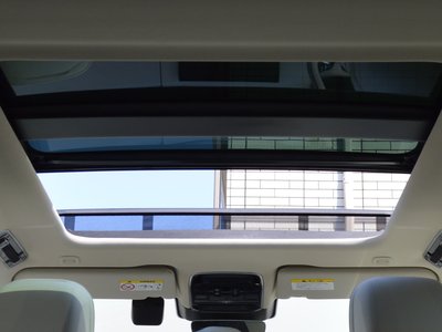 2023 LAND Rover RANGE ROVER thumbnail 14