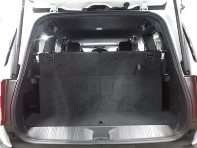 صورة مصغرة 15 لـ 2024 Toyota LAND CRUISER 250