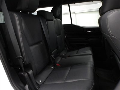 صورة مصغرة 13 لـ 2024 Toyota LAND CRUISER 250