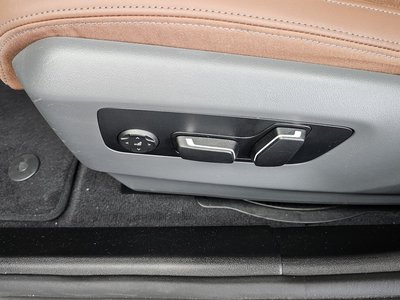 2025 BMW 5 SERIES — миниатюра 31