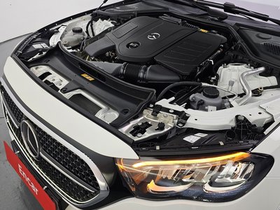 MERCEDES-BENZ E-CLASS - 7