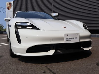 صورة مصغرة 14 لـ 2021 Porsche TAYCAN