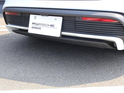صورة مصغرة 17 لـ 2021 Porsche TAYCAN