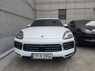 PORSCHE CAYENNE - 1