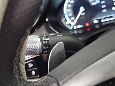 2021 Genesis GV70 — миниатюра 28
