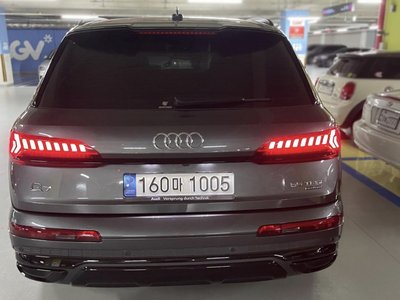 AUDI Q7 - 7