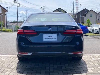 صورة 2 لـ 2024 BMW 5 SERIES