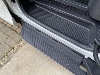 صورة مصغرة 18 لـ 2025 Toyota ALPHARD