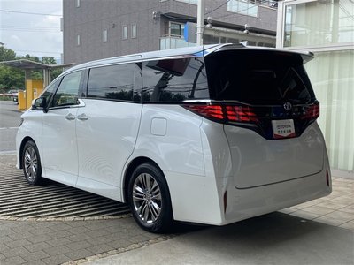 صورة 2 لـ 2025 Toyota ALPHARD