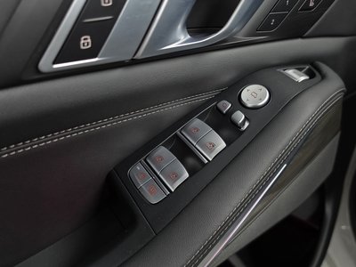 2024 BMW X7 缩略图 29