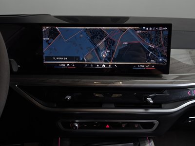 2024 BMW X7 缩略图 19