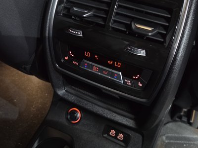 2024 BMW X7 缩略图 36