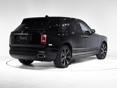 ROLLS-ROYCE CULLINAN - 8