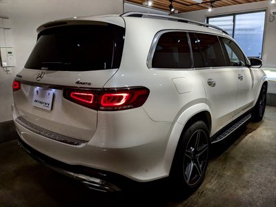 MERCEDES-BENZ GLS - 10