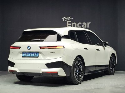 2023 BMW IX — фото 4