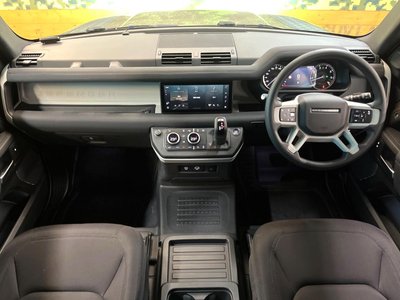 صورة 2 لـ 2023 LAND Rover DEFENDER