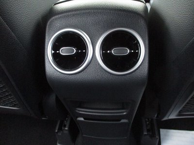 2025 Mercedes-BENZ GLB — миниатюра 49