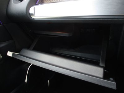 2025 Mercedes-BENZ GLB — миниатюра 45