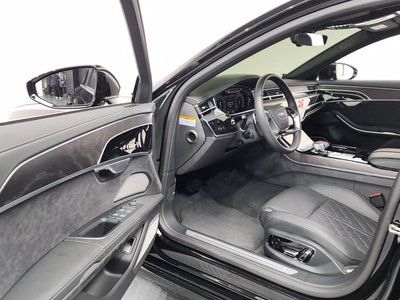AUDI A8 - 10