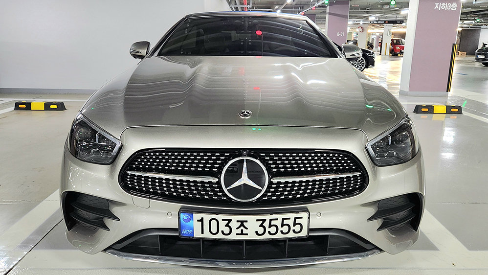 MERCEDES-BENZ E-CLASS - View 1