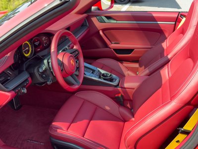 صورة مصغرة 12 لـ 2023 Porsche 911