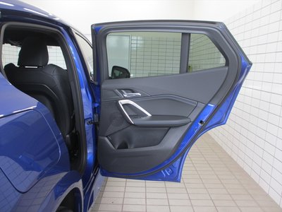 2025 BMW X2 — миниатюра 23