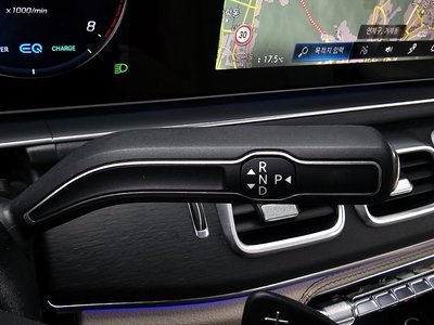 2021 Mercedes-BENZ GLS — миниатюра 12