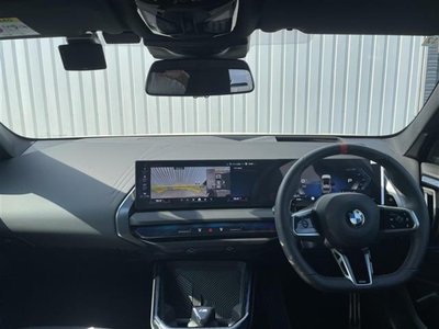 صورة 10 لـ 2025 BMW X3