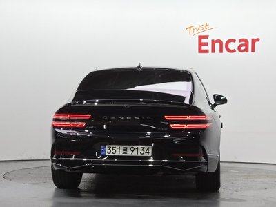 GENESIS G80 (RG3) - 4