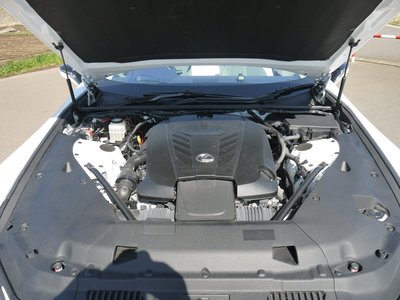 LEXUS LC CONVERTIBLE - 7