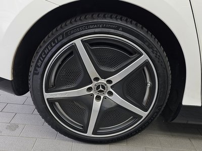 MERCEDES-BENZ EQE - 6