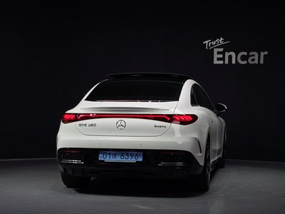 MERCEDES-BENZ EQE - 4