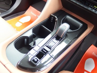 2025 Toyota CROWN SPORT — миниатюра 22