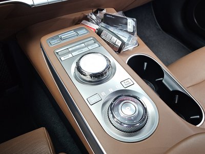 صورة مصغرة 12 لـ 2021 Genesis GV70
