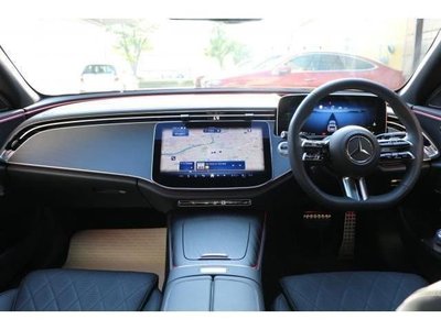 2025 Mercedes-BENZ E-CLASS 照片 3
