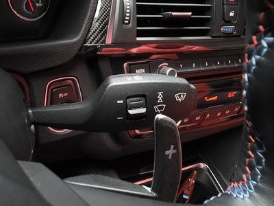 2016 BMW M4 缩略图 20