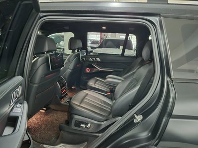 صورة 8 لـ 2021 BMW X7