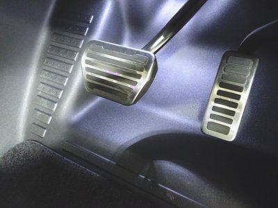 LAND ROVER DEFENDER - 9