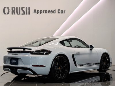2024 Porsche 718 photo 3