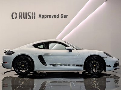2024 Porsche 718 photo 2