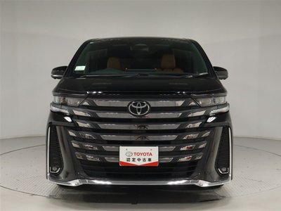 2025 Toyota VELLFIRE — фото 7