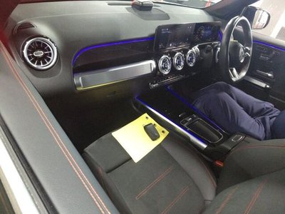 2024 Mercedes-BENZ GLB photo 3