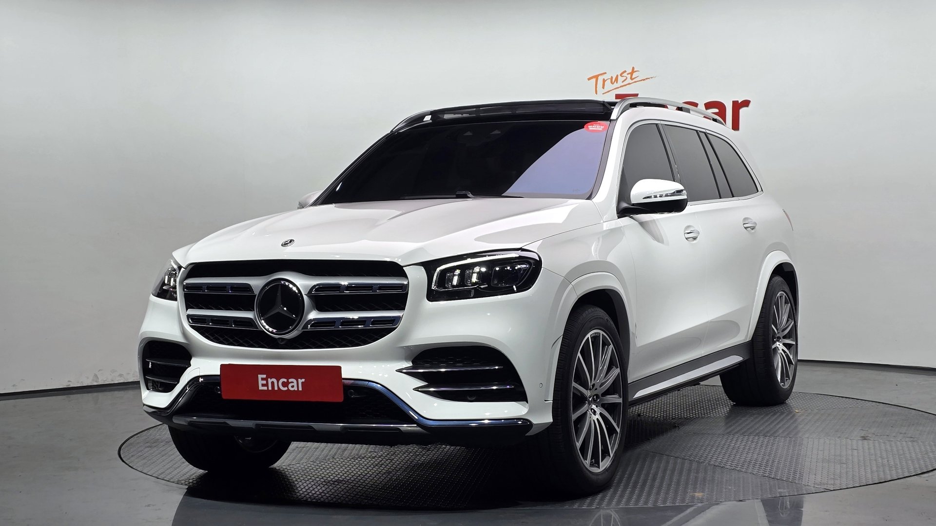 MERCEDES-BENZ GLS - View 1
