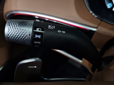 2023 Genesis GV70 — миниатюра 33