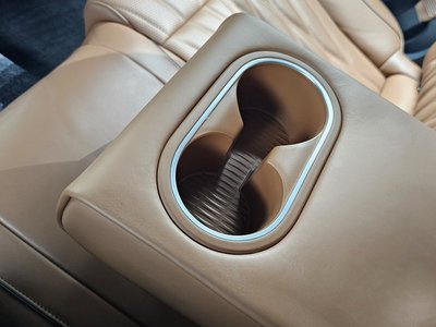 2023 Genesis GV70 — миниатюра 27